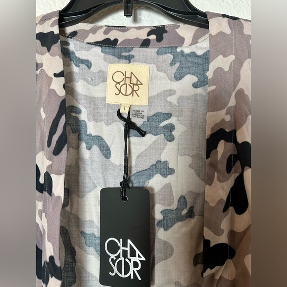 NWT Revolve Chaser Black & Gray Camouflage Open Front Jacket Fringe Kimono - Picture 3 of 5